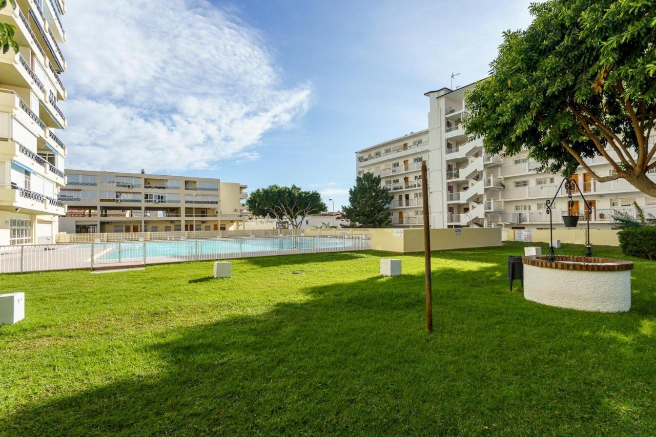 Malagasuite Carihuela Seaviews Torremolinos Eksteriør billede