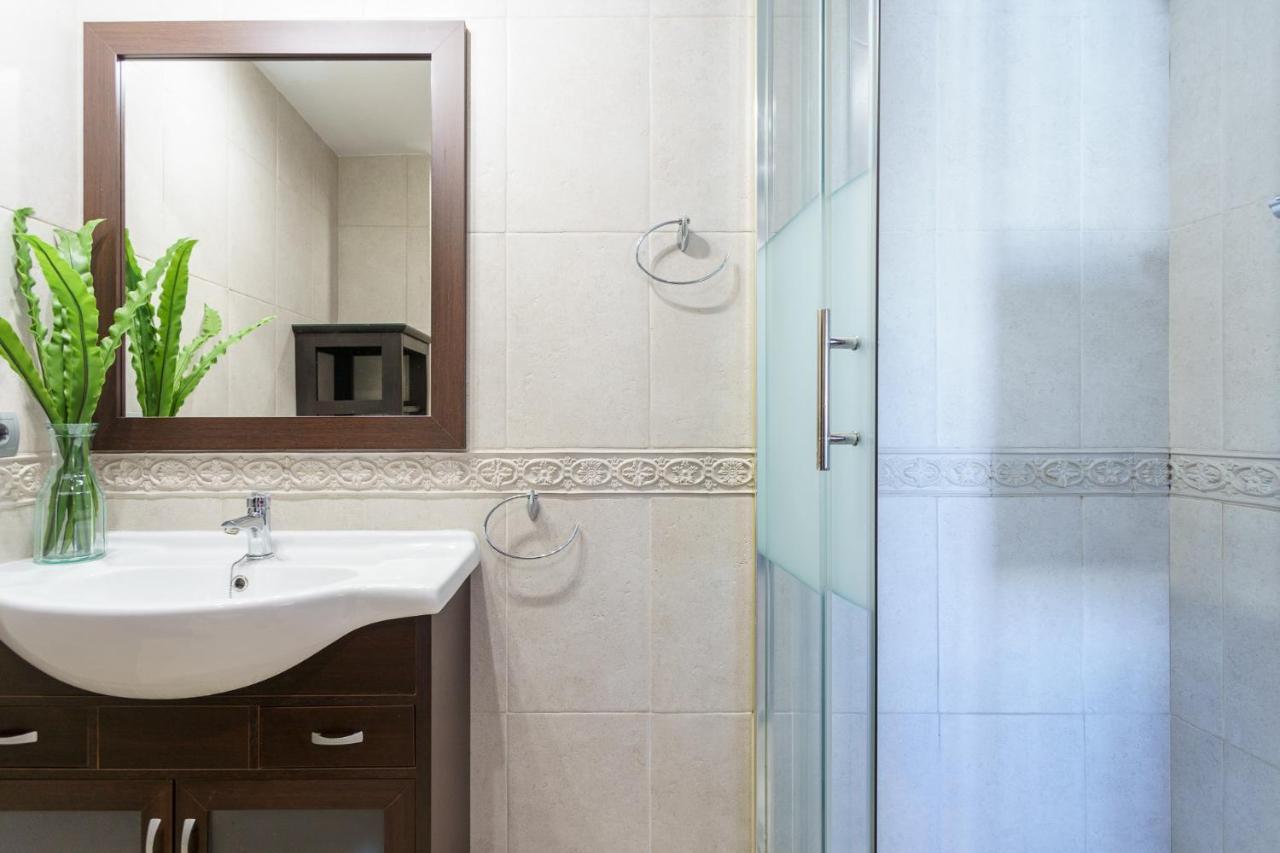 Malagasuite Carihuela Seaviews Torremolinos Eksteriør billede
